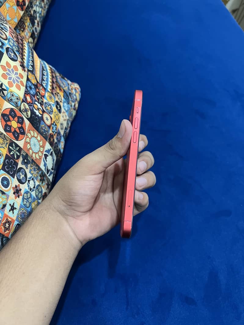 iPhone 12 3
