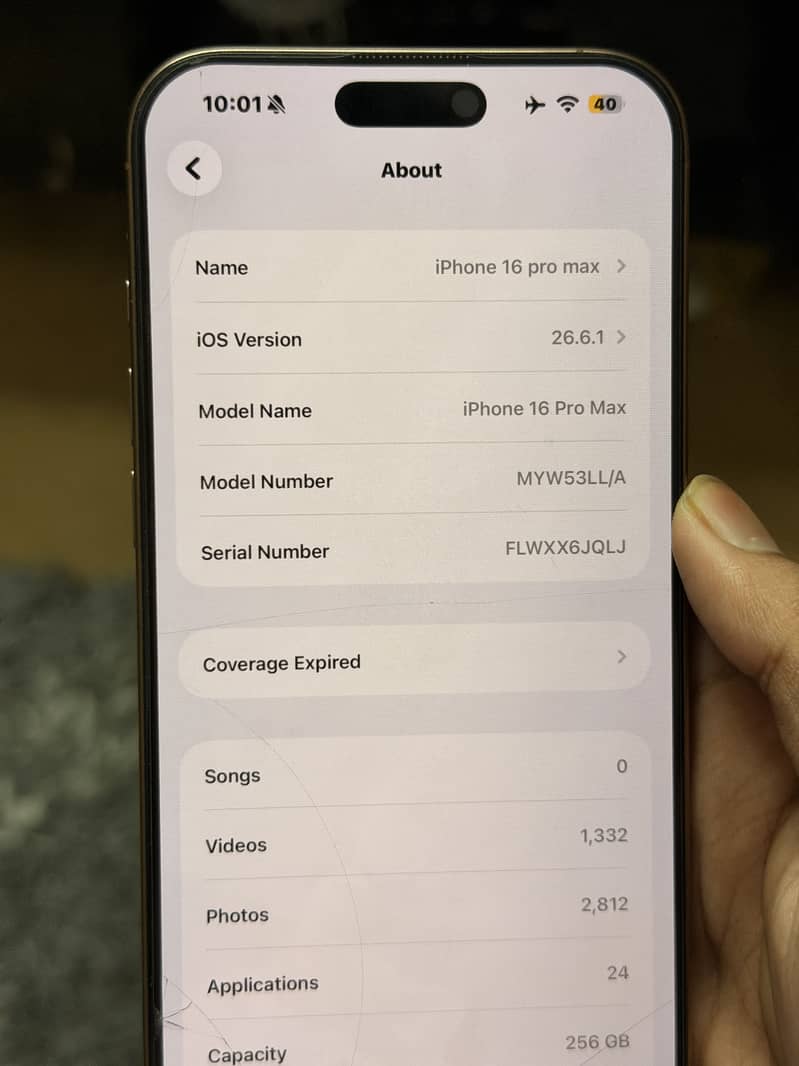 Apple iPhone 16 Pro Max 15