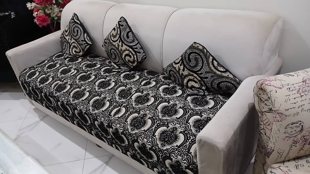 sofa set with table 1