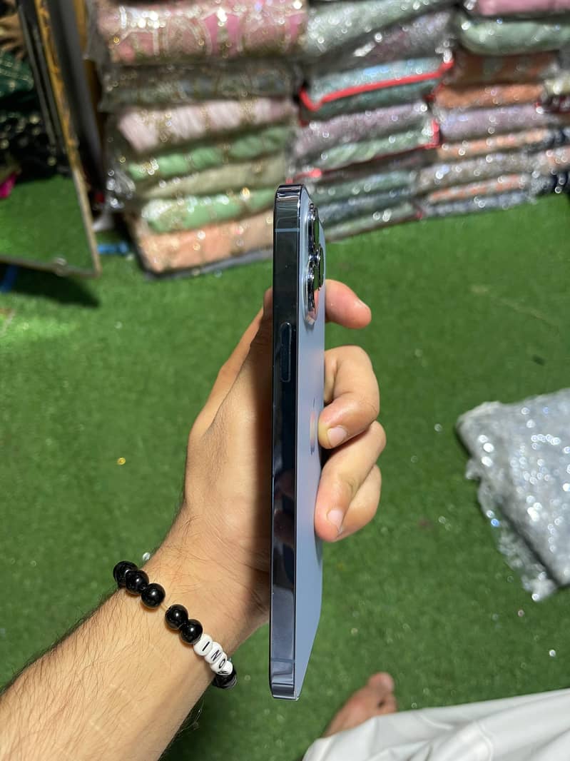 Apple iPhone 13 Pro Max 7