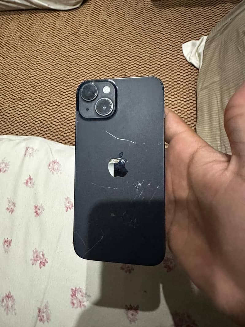 Apple iPhone 14 4