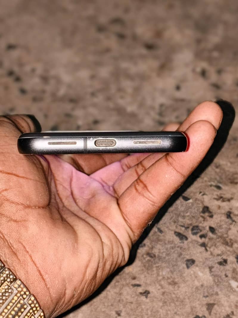 Google Pixel 8 1
