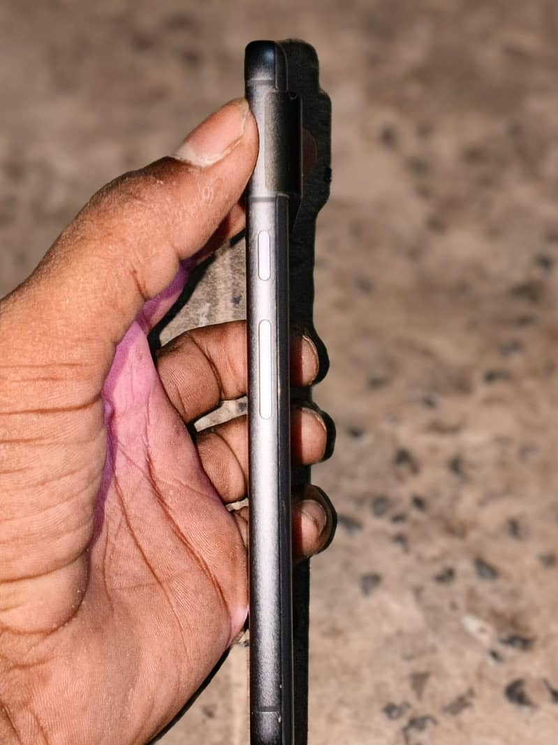 Google Pixel 8 3