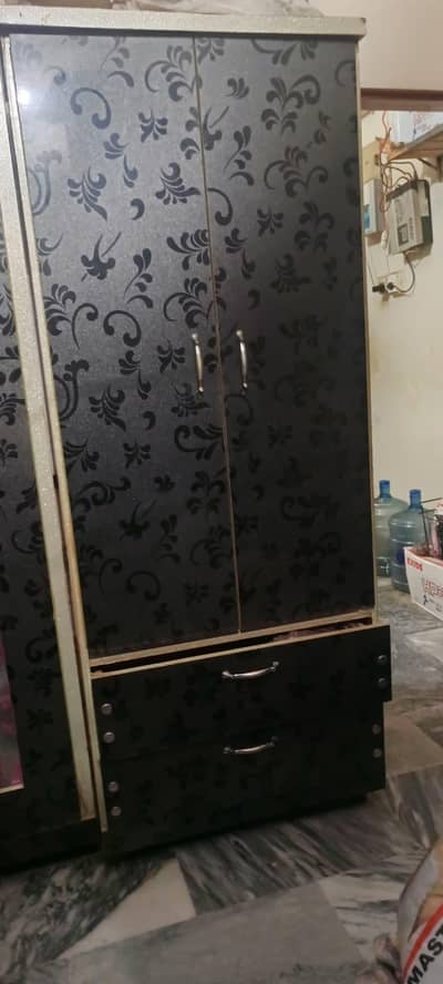Single Hanger Almari with 2 drawers