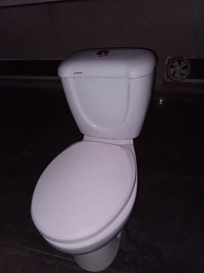 commode 3