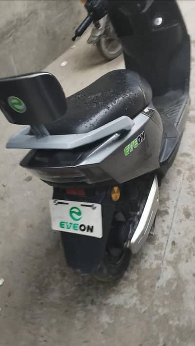 Eveon Electric Scooty  applied for urgent Sale  Excellent Condition