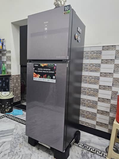 Haier Digital Inverter Refrigerator