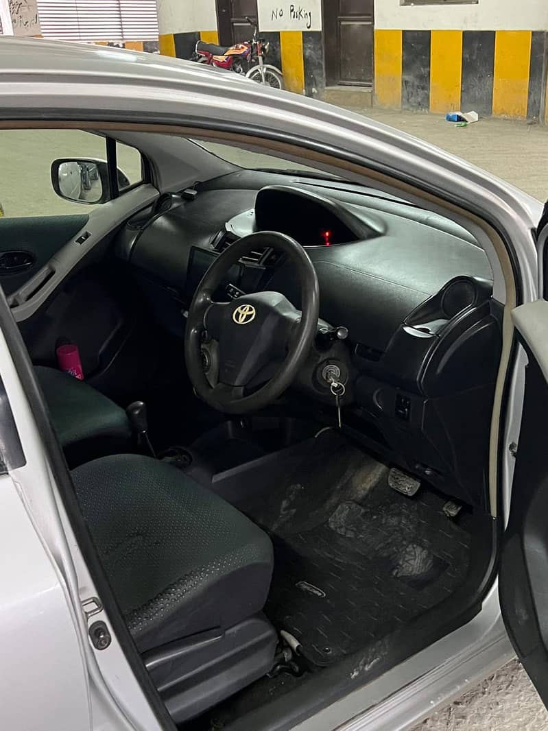 Toyota Vitz 2005 7