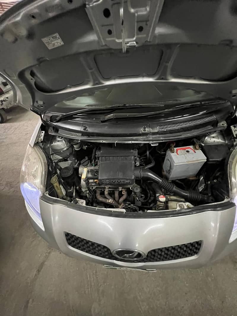 Toyota Vitz 2005 8