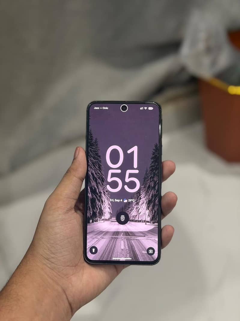 Google Pixel 8 1