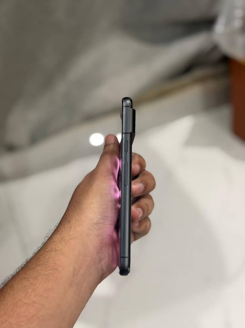 Google Pixel 8 2