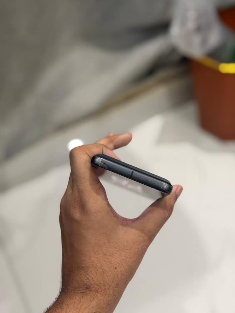 Google Pixel 8 3