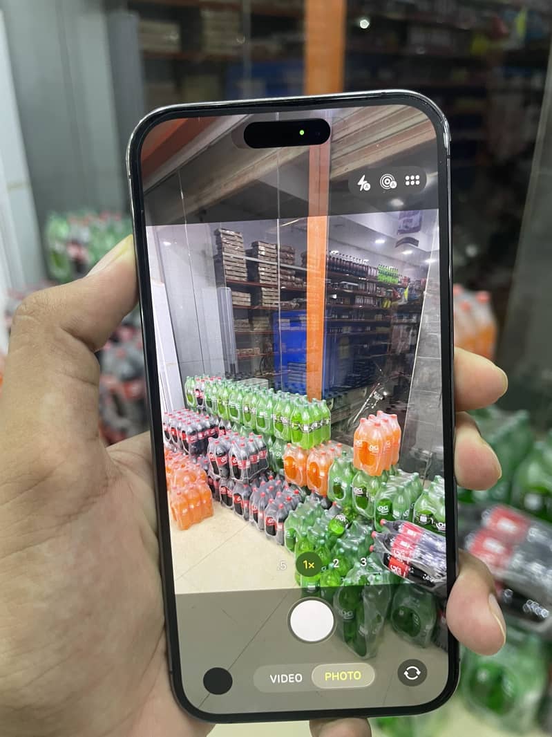 Apple iPhone 14 Pro Max 1
