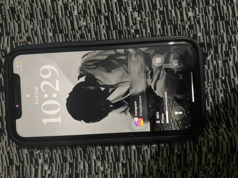 Apple iPhone 11 3