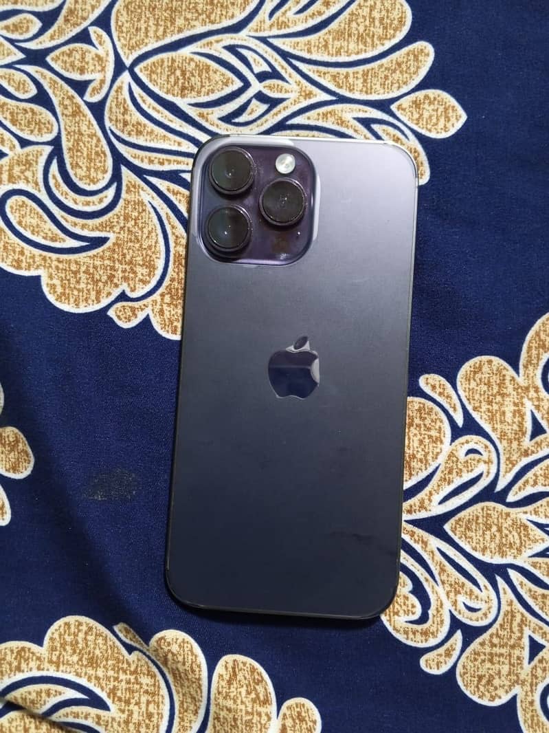 Apple iPhone 14 Pro Max 4