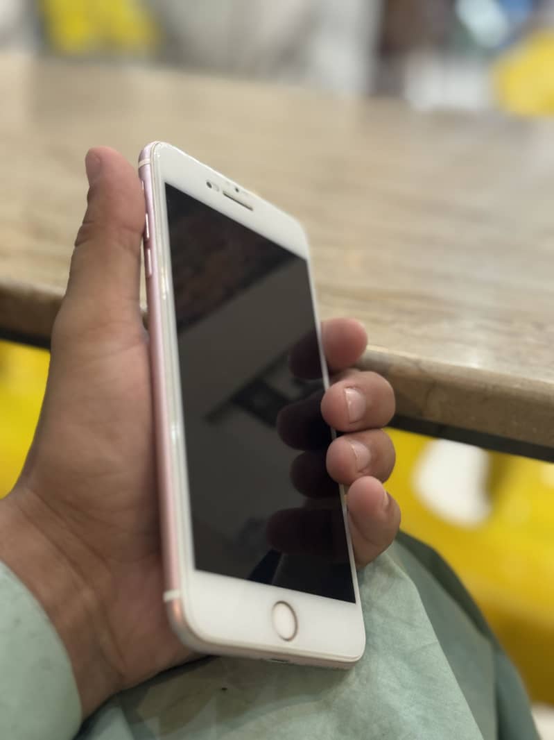 iPhone 7 Plus 1