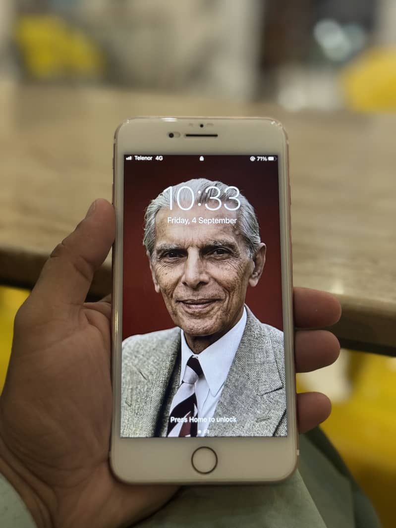 iPhone 7 Plus 4