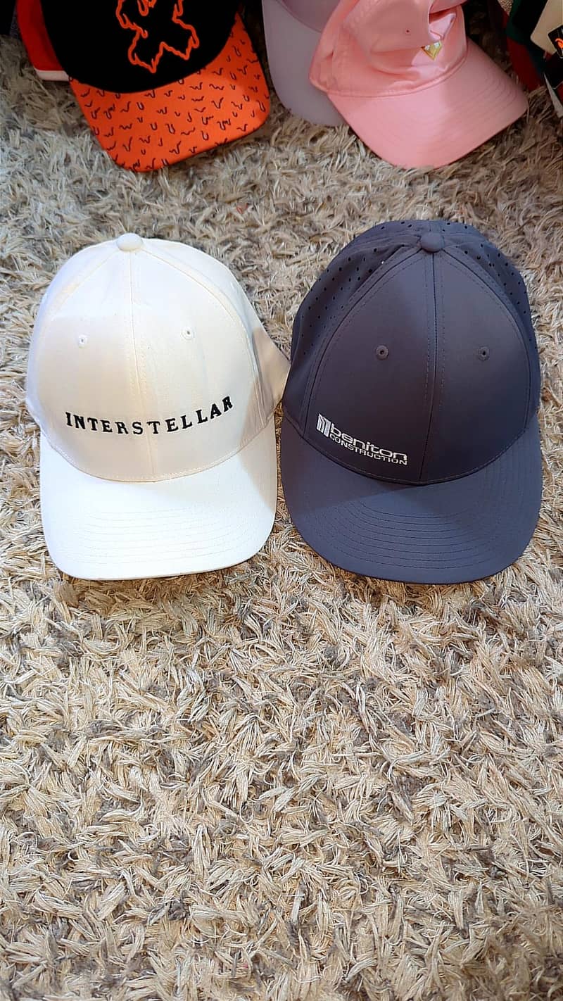 TOP CAPS 15