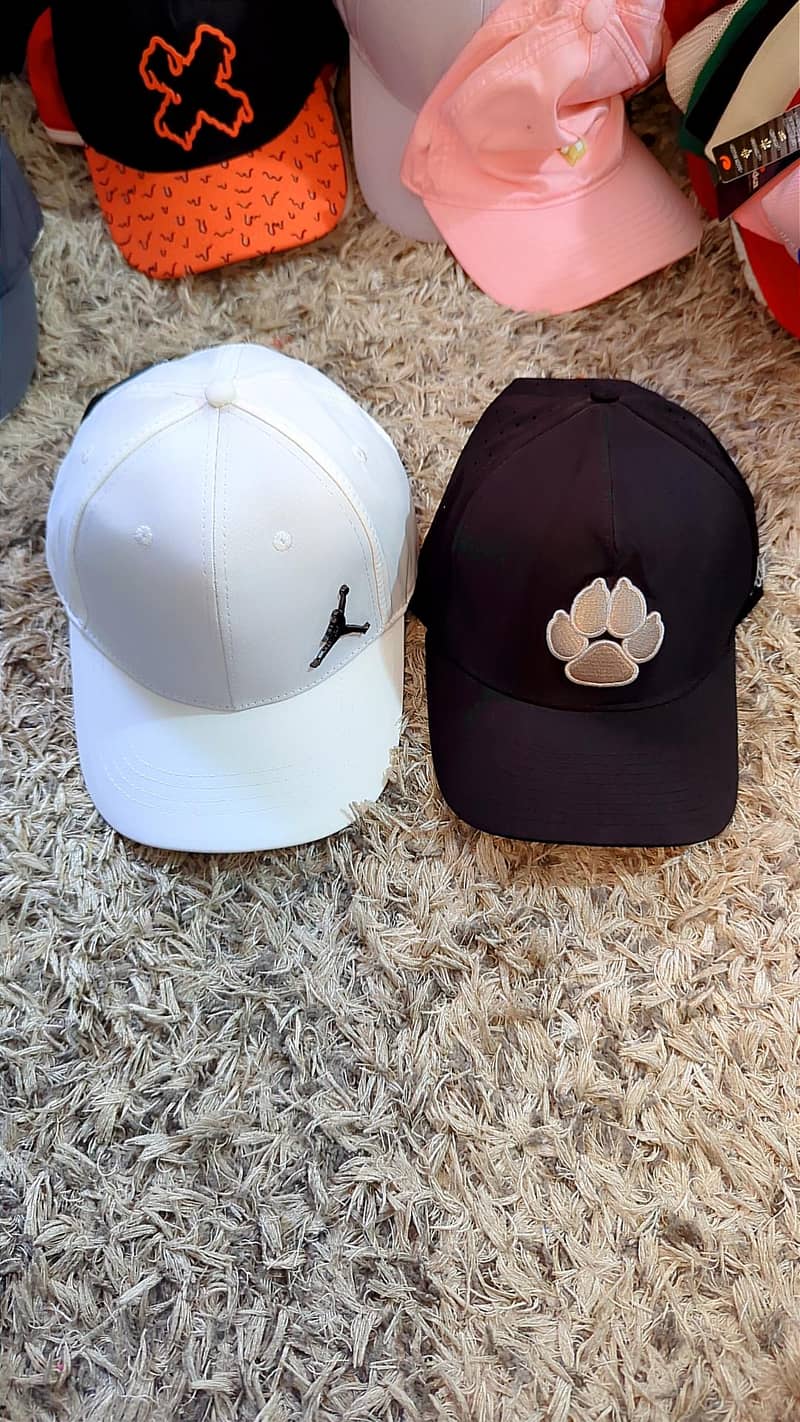 TOP CAPS 17