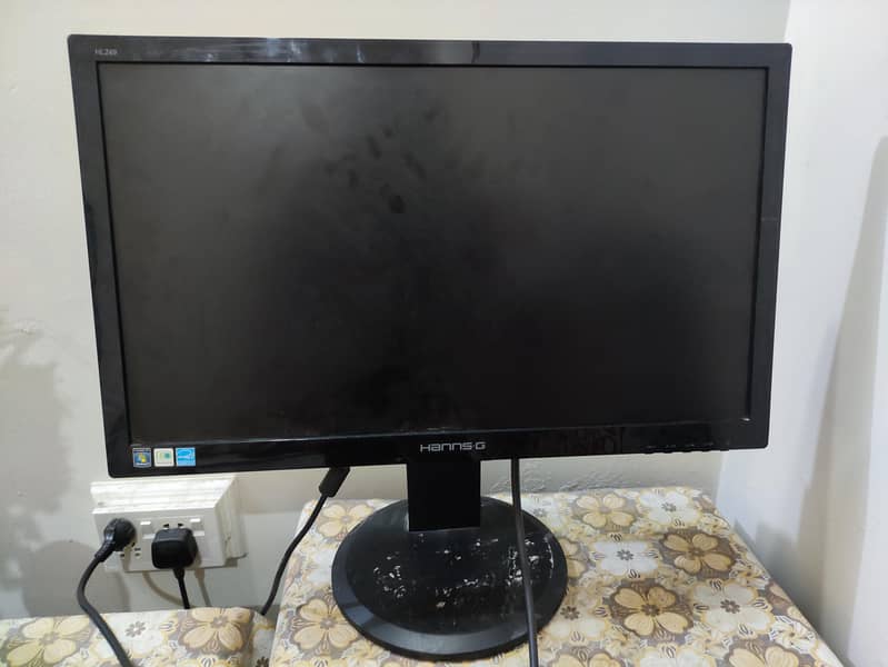 Monitor 24", excellent condition 2