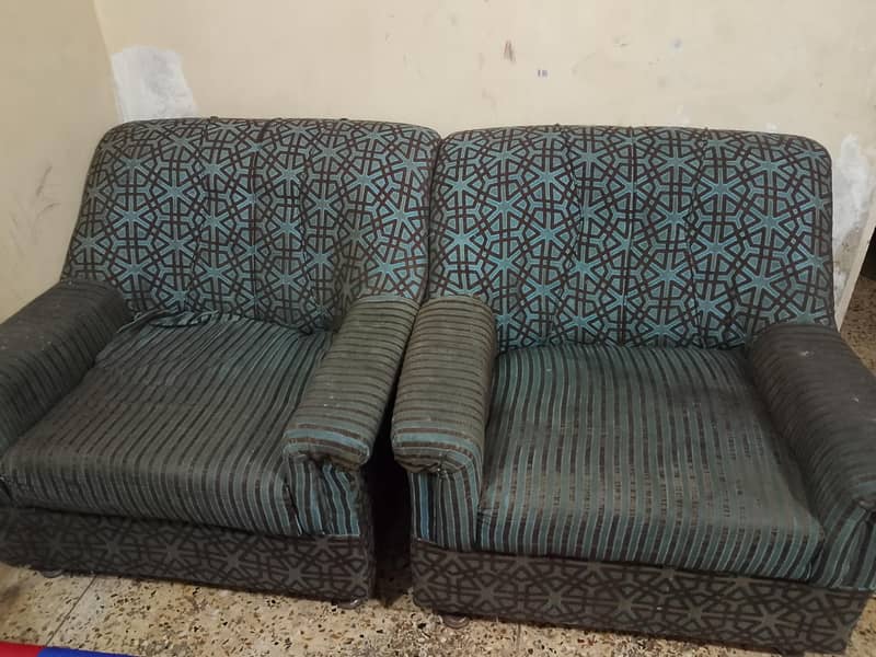 Sofa for sell 0