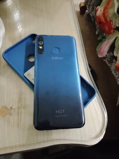 Infinix Hot 8