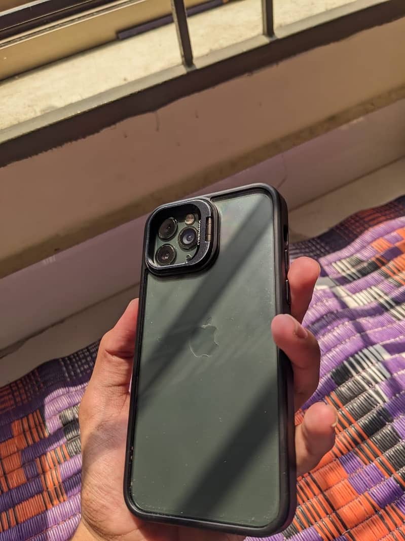 Apple iPhone 11 Pro 0