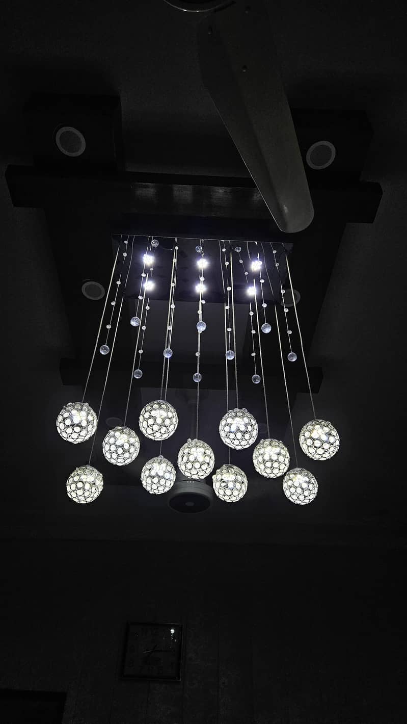 chandelier 0
