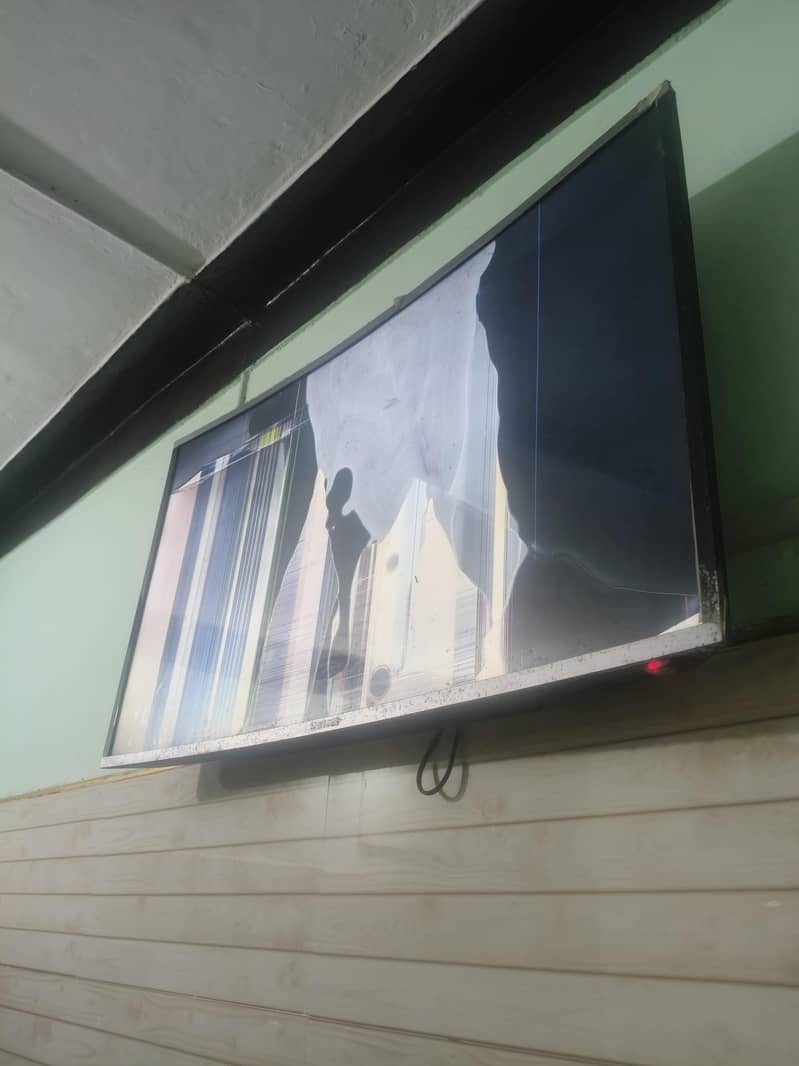 LCD corrup hai 3