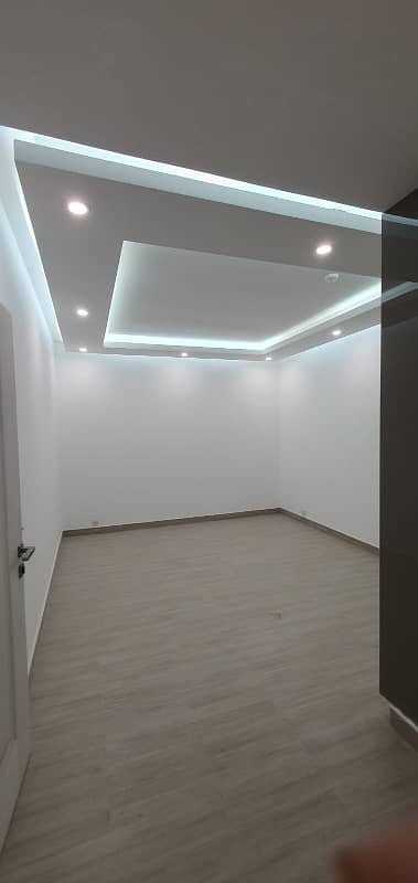 1 Bed Luxury Apartment for Sale in The Springs Apartments, Lahore