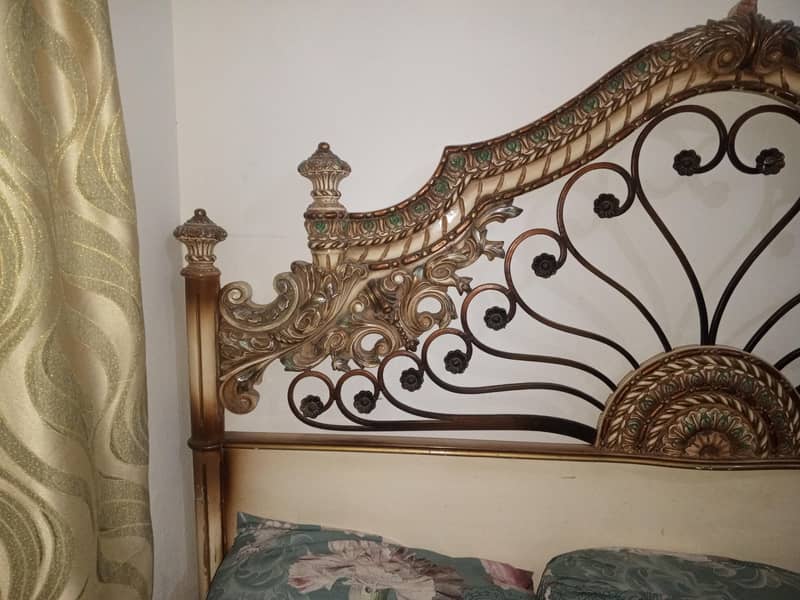 king bed 3