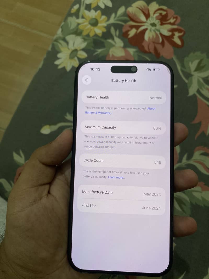 Apple iPhone 15 Pro Max 4