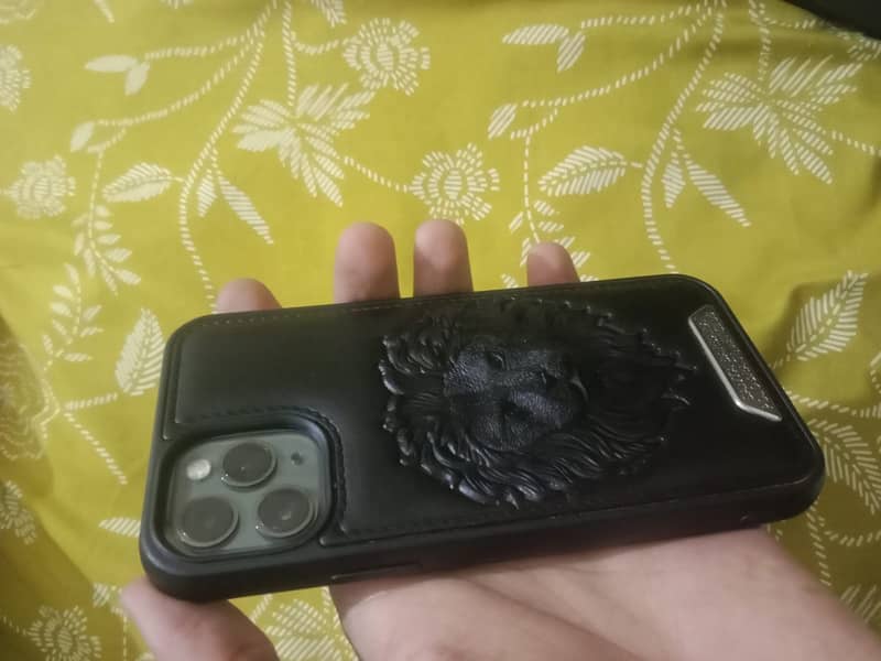 Apple iPhone 11 Pro 0