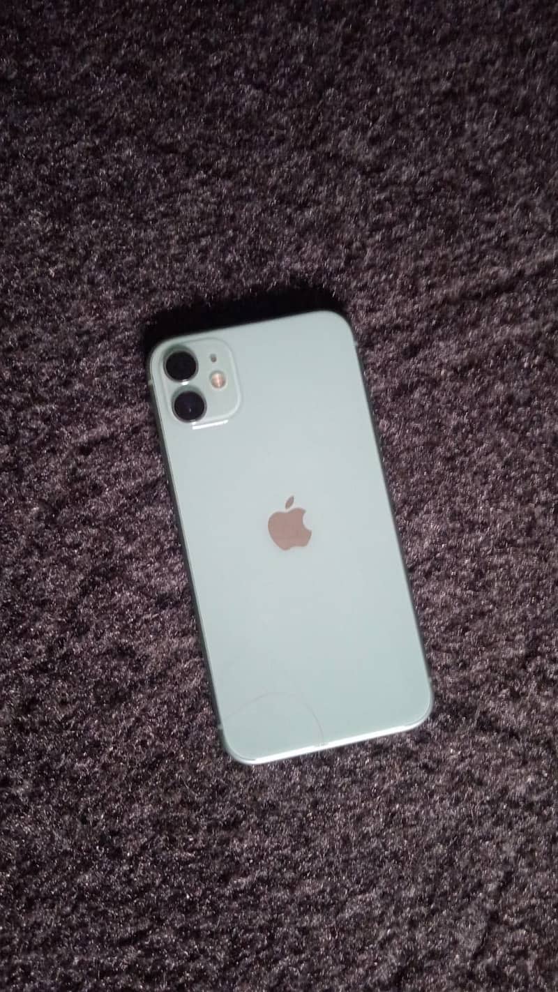 Apple iPhone 11 3
