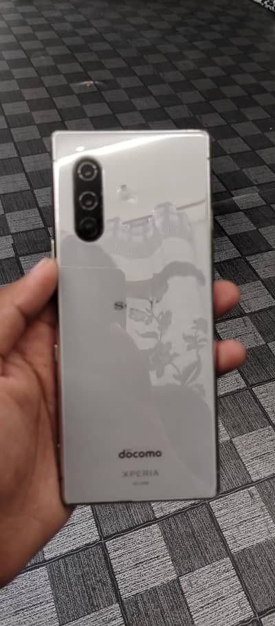 Sony Xperia 5