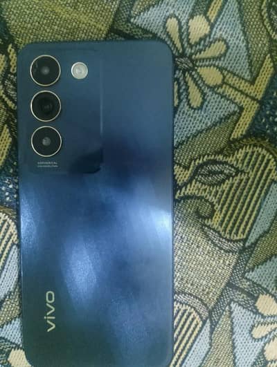 Vivo Y100