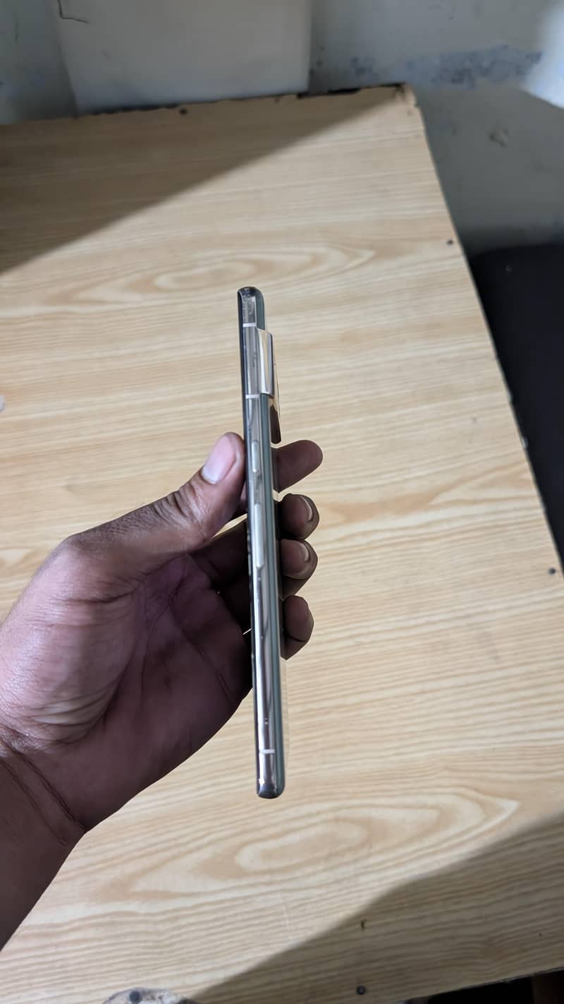 Google Pixel 7 Pro 4