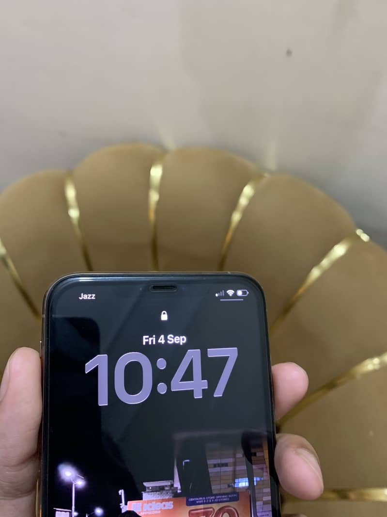 Apple iPhone 11 Pro Max 5