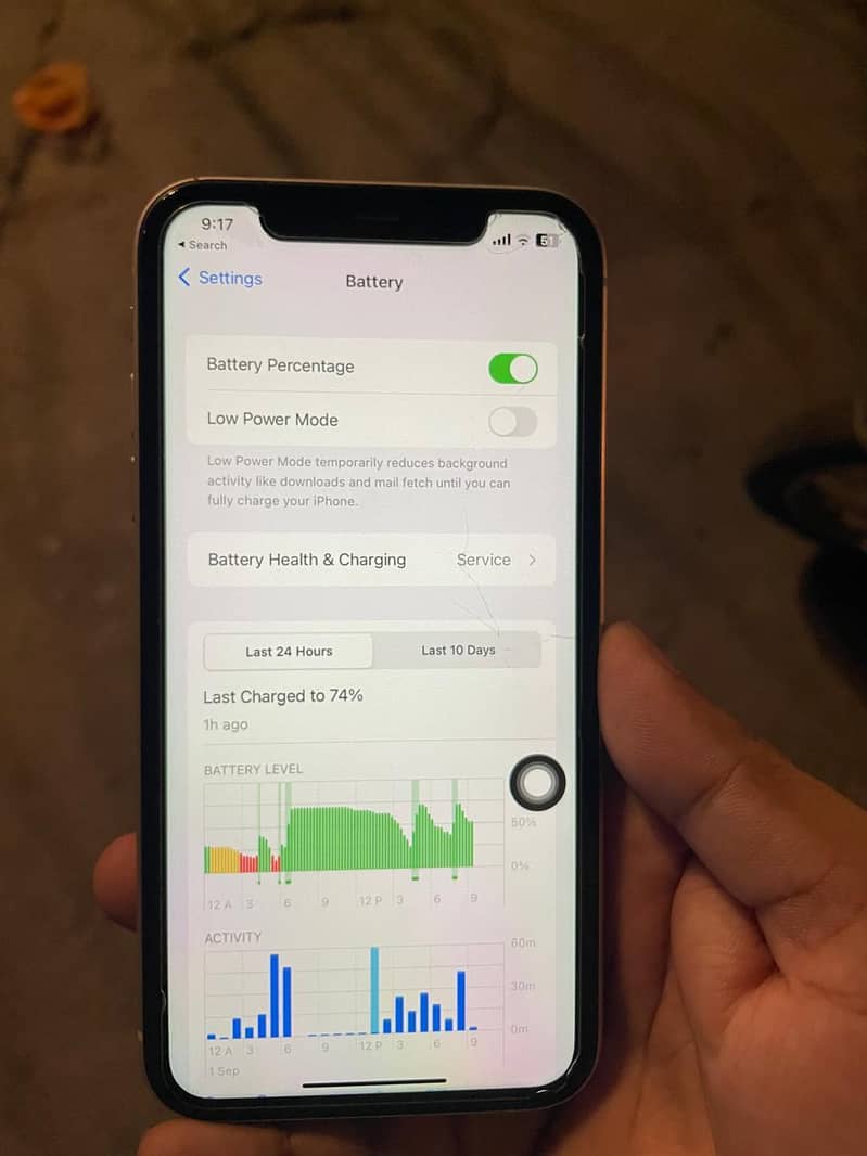 Apple iPhone 11 4