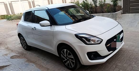 Suzuki Swift GLX CVT 2026 | 1st Owner | 9,000 KM | Mint Condition