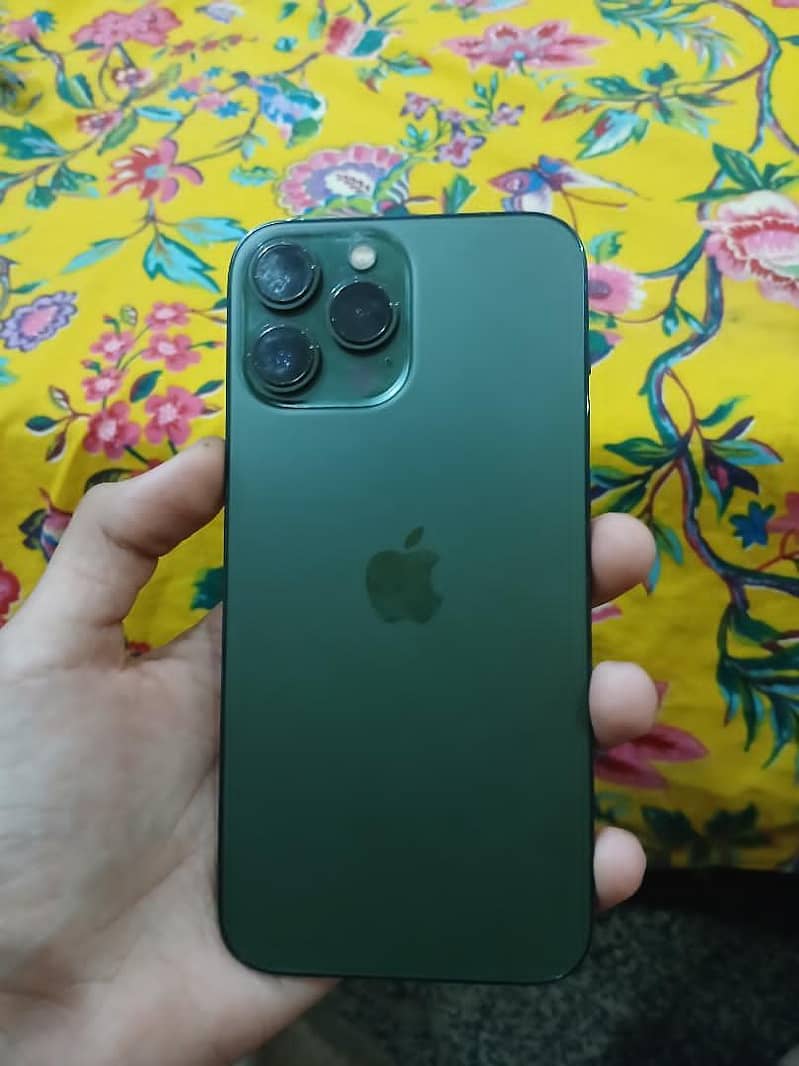 Apple iPhone 13 Pro Max 3