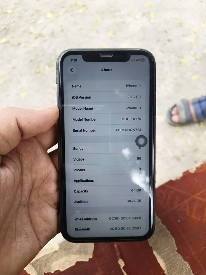 Apple iPhone 11 6