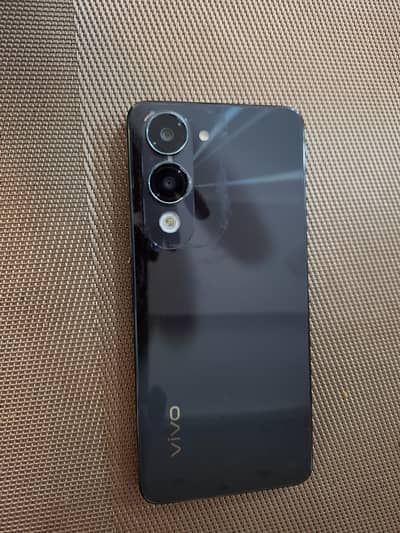 vivo y04.128gb