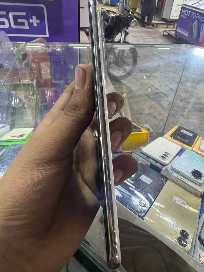 Spark 40 pro plus 1