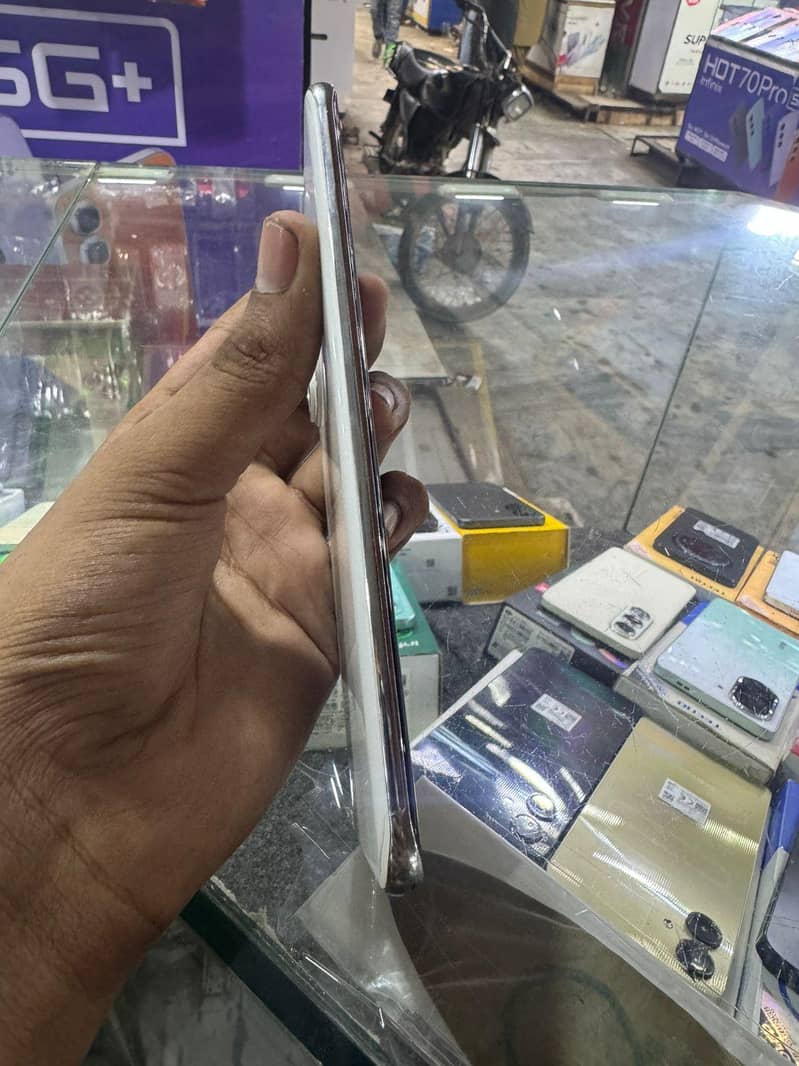 Spark 40 pro plus 2