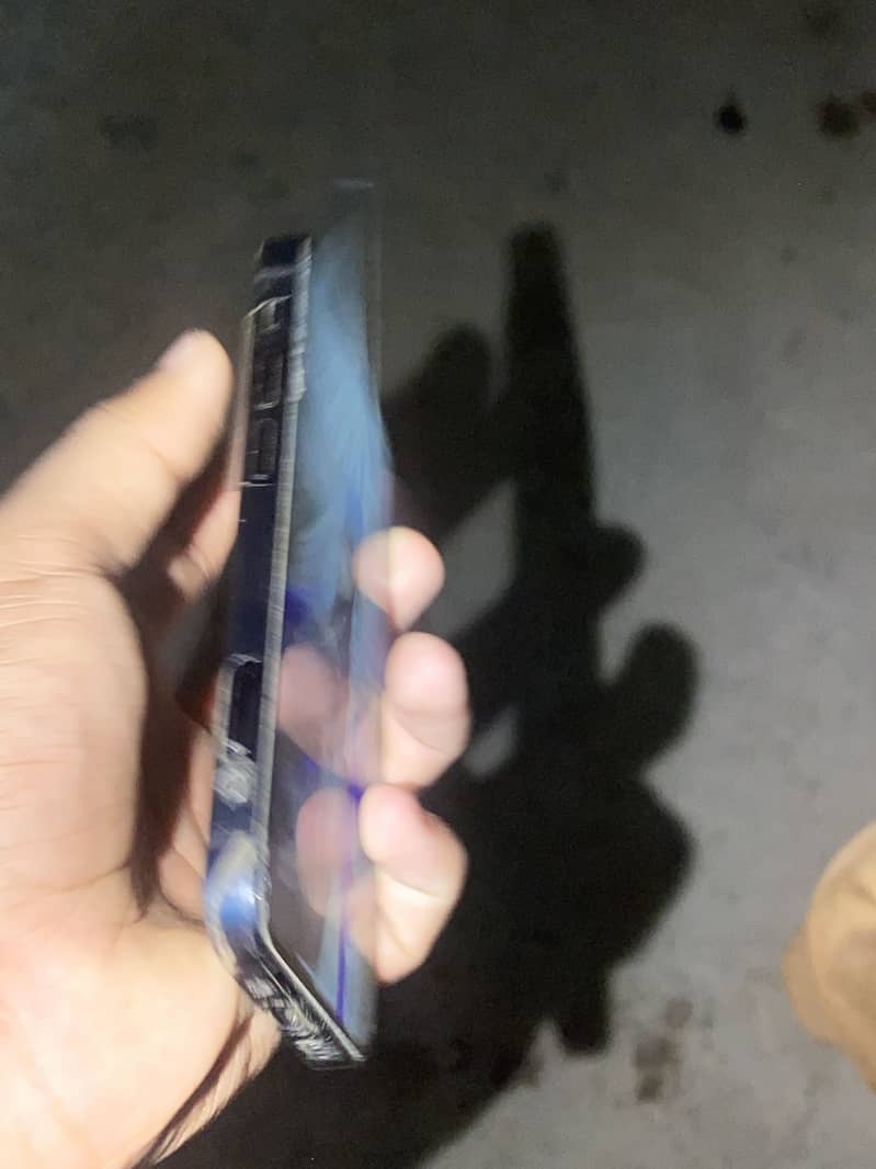 Apple iPhone 12 mini 1