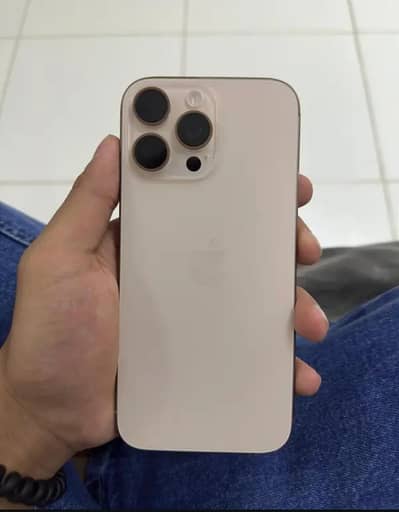 Apple iPhone 16 Pro Max