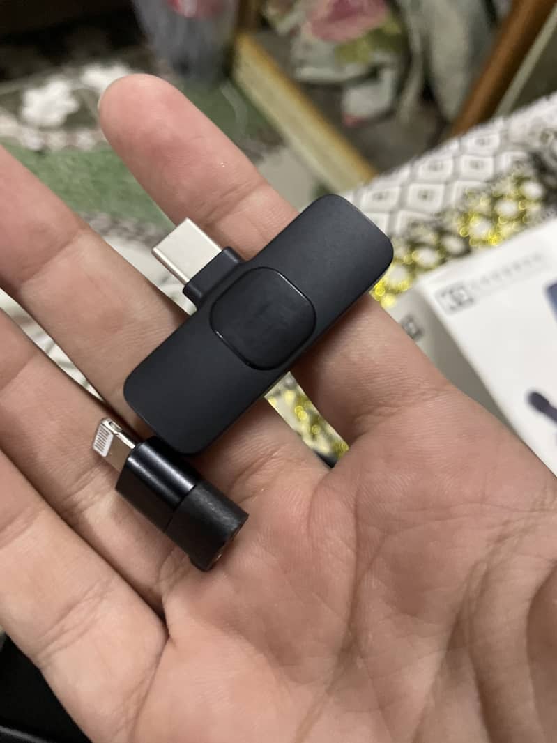 Wireless microphone 3
