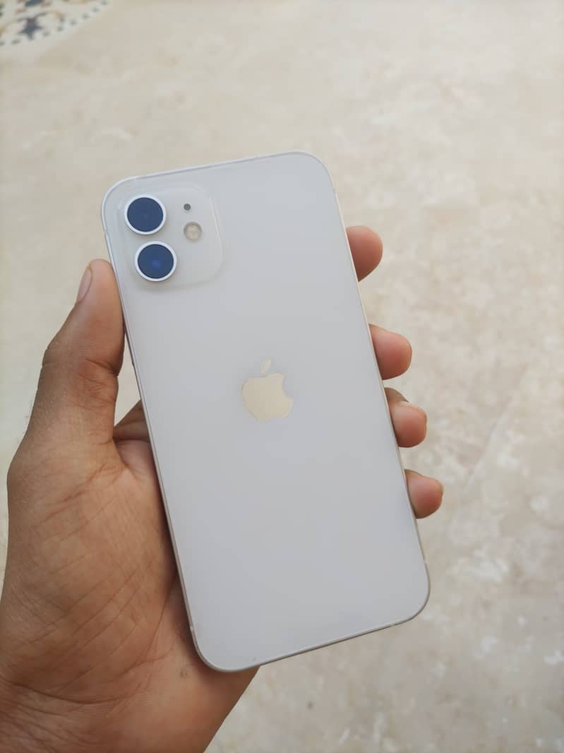 Apple iPhone 12 0