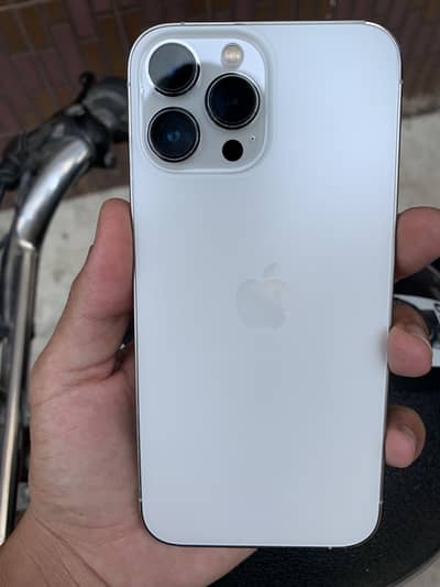 Apple iPhone 13 Pro Max ( Only serious buyer contact us )